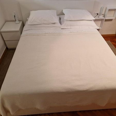 Studio Apartment Riva سومارتين المظهر الخارجي الصورة