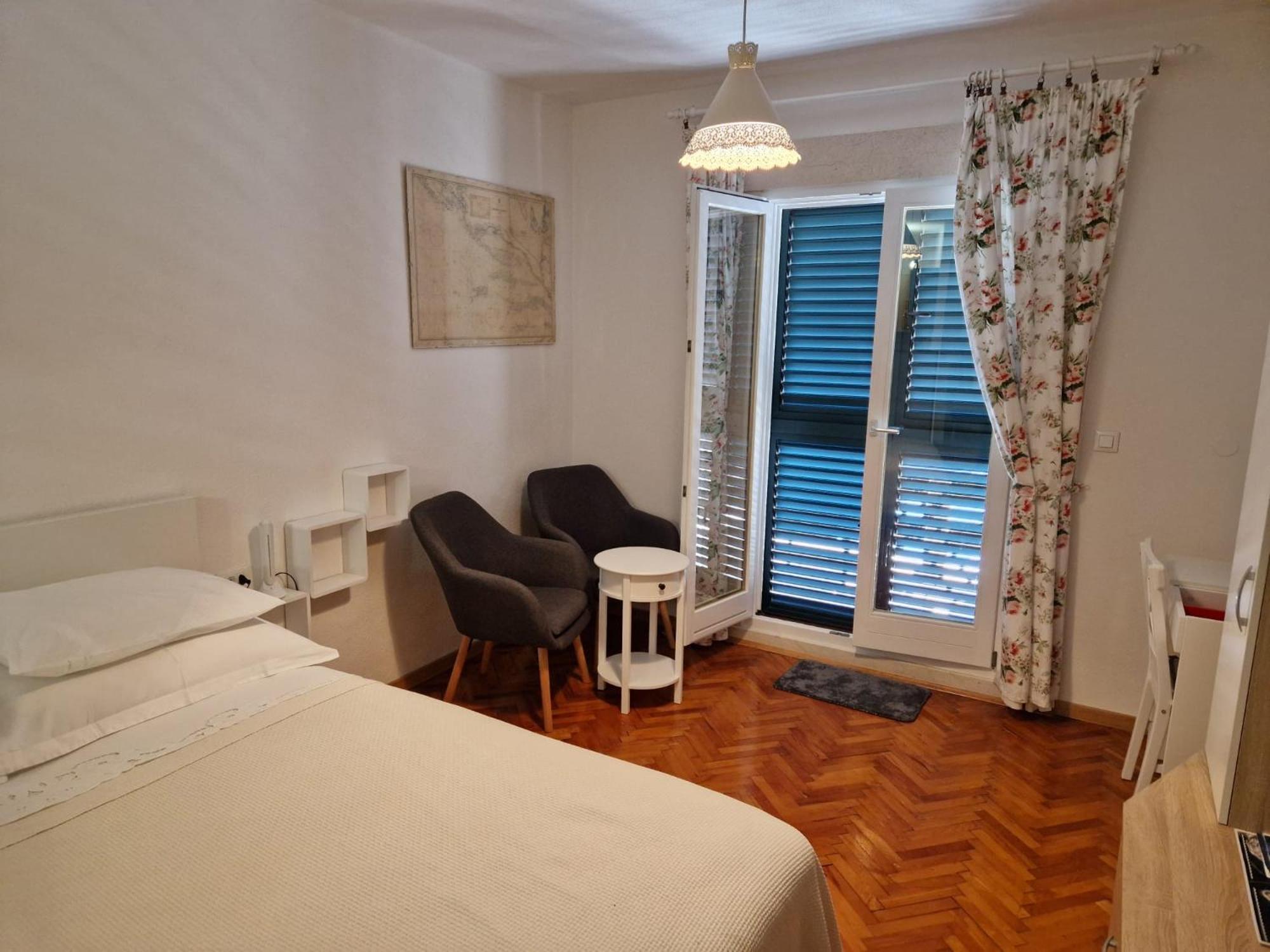 Studio Apartment Riva سومارتين المظهر الخارجي الصورة