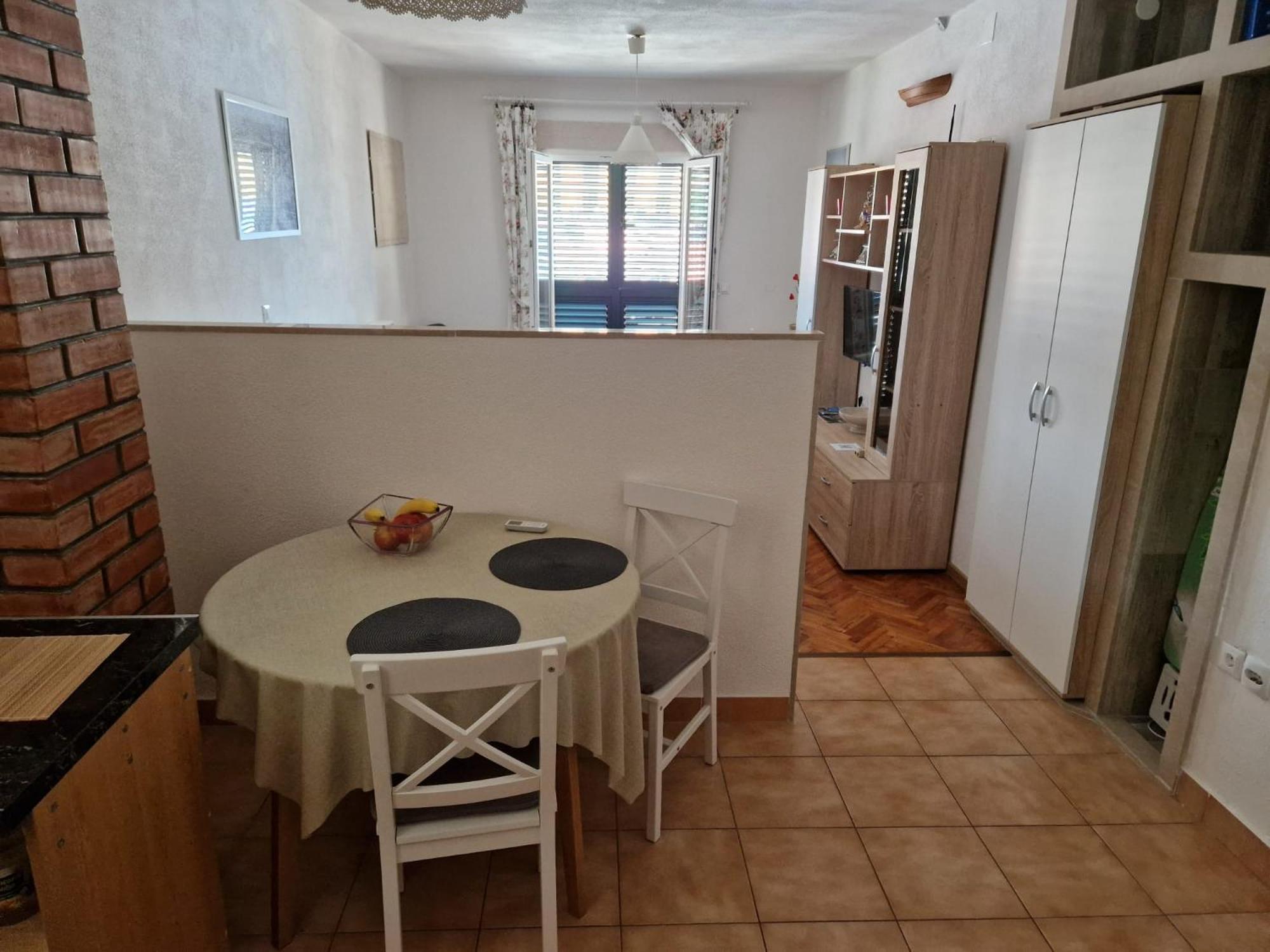 Studio Apartment Riva سومارتين المظهر الخارجي الصورة