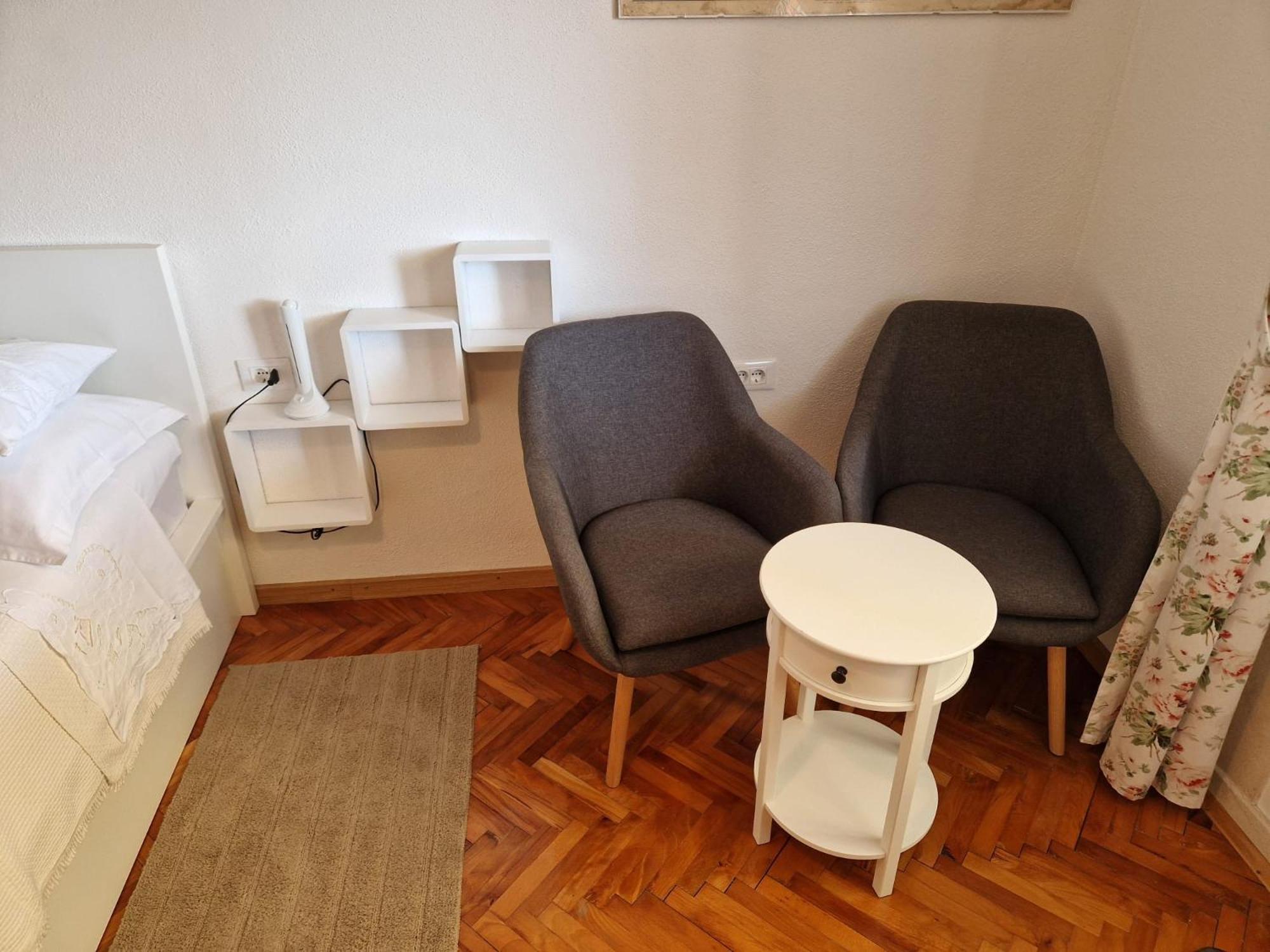 Studio Apartment Riva سومارتين المظهر الخارجي الصورة